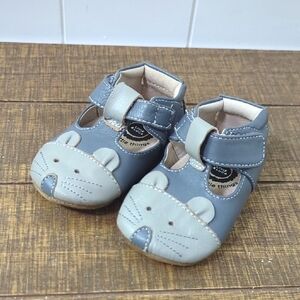 Rare Like New Lucie And Luca Crib Stretch Leather Gray Mouse Kids Shoes